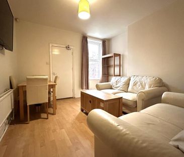 4 bedroom house to rent - Photo 1