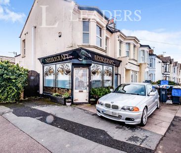 1 bedroom flat to rent Westcourt Road - Photo 3