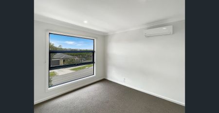 🏡 Brand New 3-Bedroom Townhouse in Mernda - Photo 3