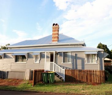 2/7 Raff Street, North Toowoomba - Photo 2