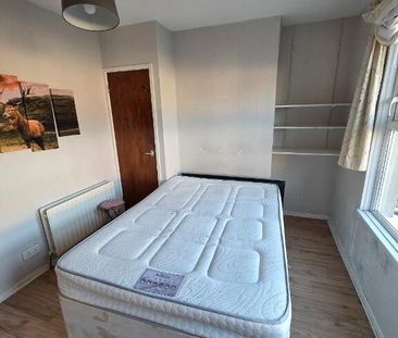 68 Edinburgh Street, ( Non Hmo Property ), Belfast, BT9 7DT - Photo 5