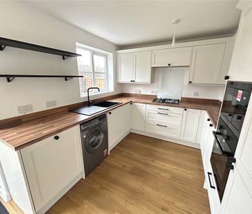 3 bedroom semi-detached house to rent - Photo 6