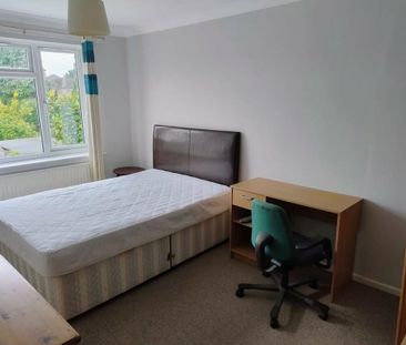 4 bedroom detached house to rent - Photo 6