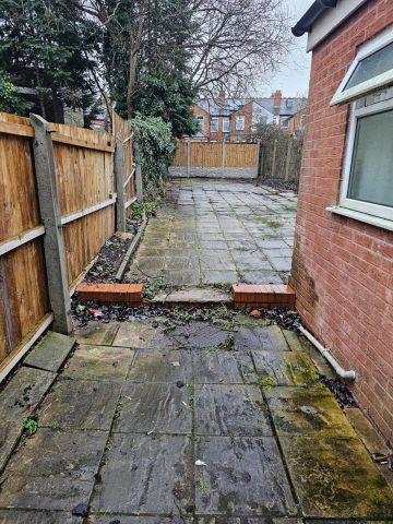 Room in a Shared House, Kathleen Road, B25 - Photo 3
