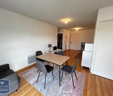 Location Appartement 2 pièces 48m² ST PIERRE DU MONT 40280 - Photo 2
