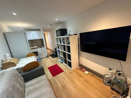 Lind Road, Sutton, SM1 - Photo 1