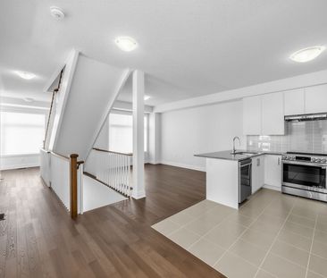 For Lease - 3188 Perkins Way, Oakville, Ontario - Photo 2
