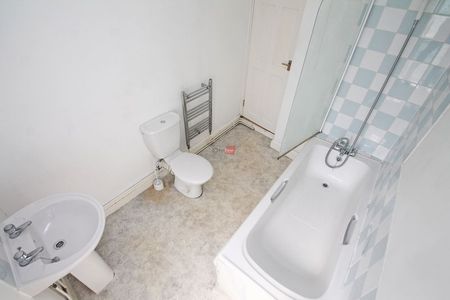 Constitution Road, Chatham - Photo 2