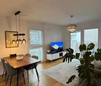 Helle 2-Zimmer-Wohnung – stilvolle Einrichtung optional verfügbar - Photo 1