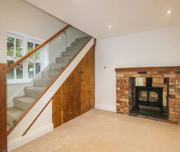 3 bedroom detached house to rent - Photo 4