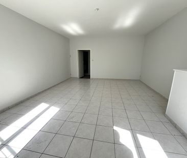Location Appartement 3 pièces 87m² - Photo 4
