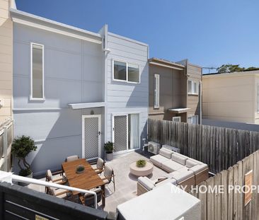 17/102 Nicholson Street, Greenslopes, Qld 4120 - Photo 5