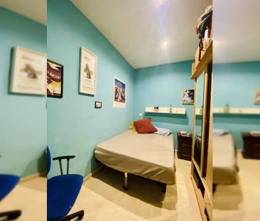 Room in a shared 1-bedroom apartment for rent in Embajadores - Photo 3