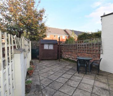 3 bedroom terraced house to rent - Photo 4