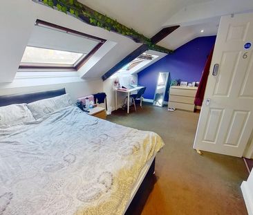 6 bedroom terraced house to rent - Photo 3
