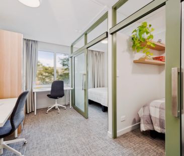 Urban Twin 01 - Photo 1