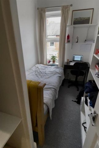 4 bedroom terraced house to rent - Photo 3