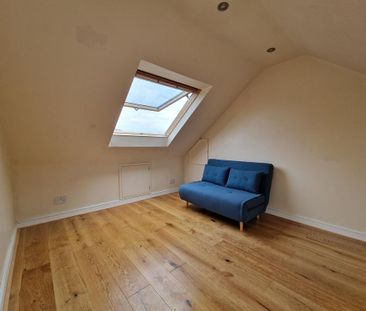 3 bedroom terraced house to rent - Photo 2