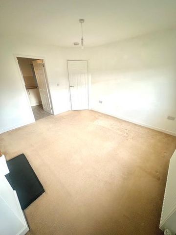 2 bedroom bungalow to rent - Photo 3