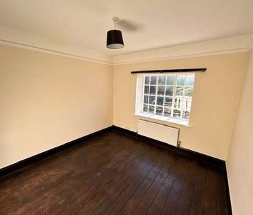 A traditional 4 bedroom farmhouse with stables and grazing (availab... - Photo 3