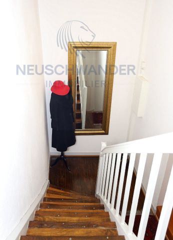 Studio under the roof in a renovated building in the old town - Photo 2