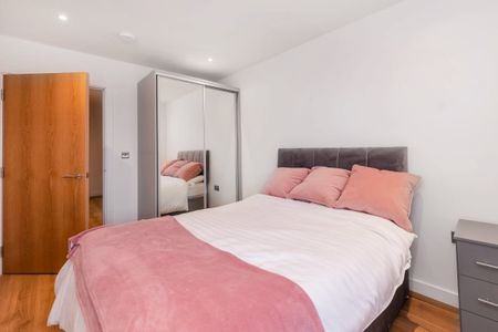 2 bedroom flat to rent - Photo 3