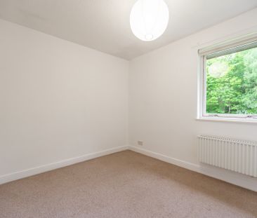 Kelvindale Road - Photo 1