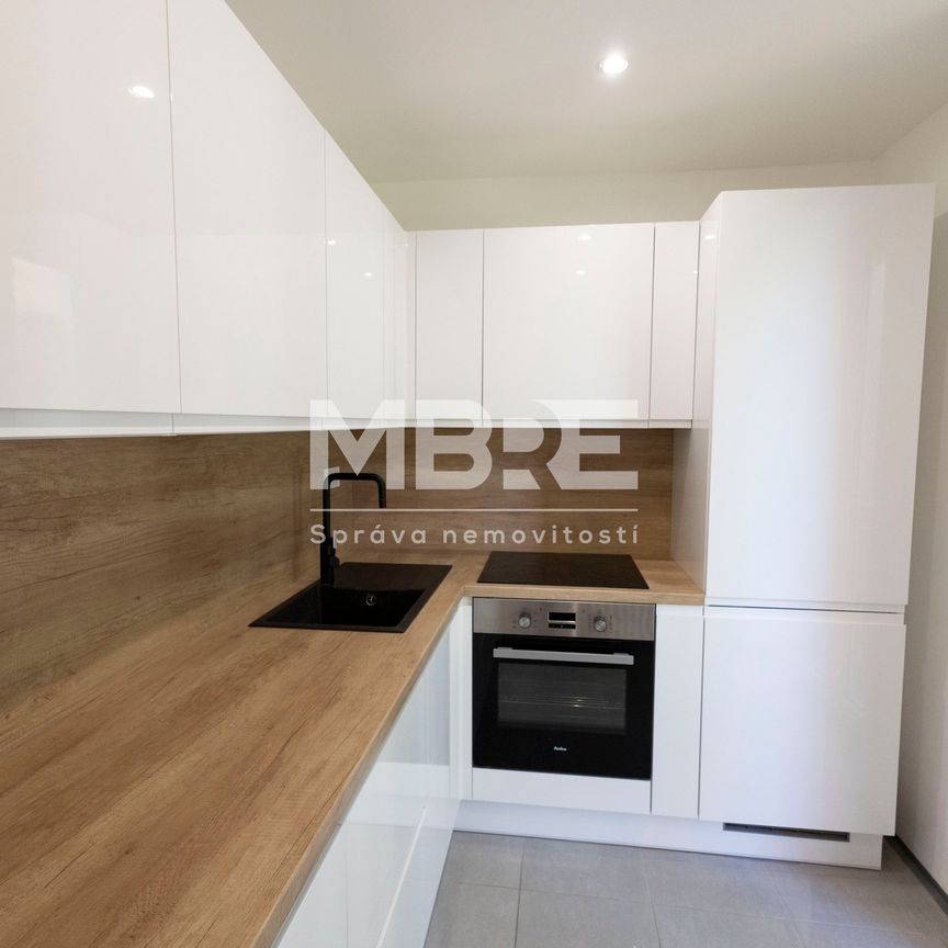Pronájem bytu 2+1 55 m², Mendelova 2829, Karviná - Photo 1