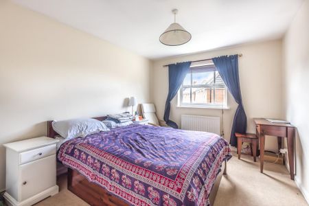 4 bedroom detached house to rent - Photo 3