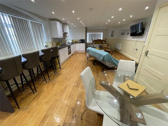 1 bedroom apartment to rent - Photo 1