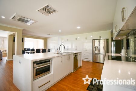 21 Passive Place, Barragup WA 6209 - Photo 4