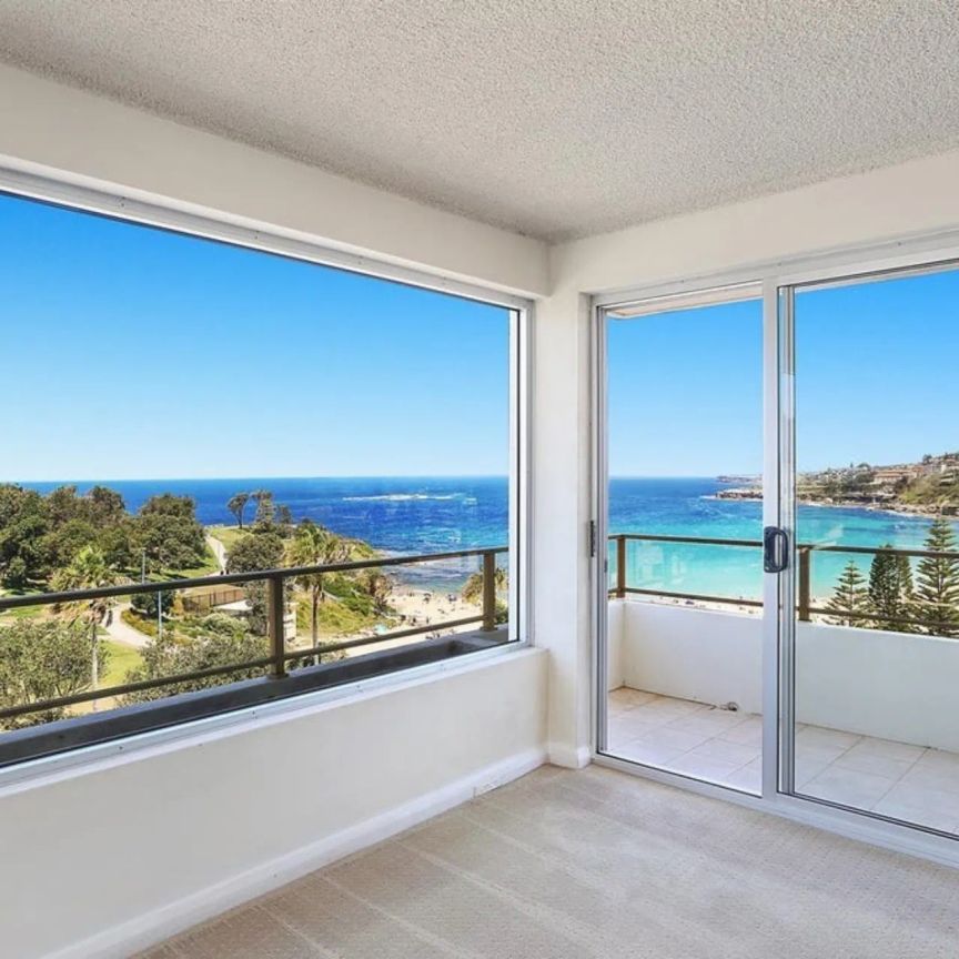 Absolute Beachfront. Position Perfect. Views For Days - Lift Access - Photo 1