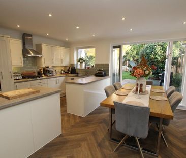 3 bedroom semi-detached house to rent - Photo 5