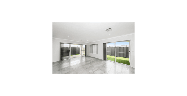 Spacious Family Living with Comfort and Convenience - Photo 1