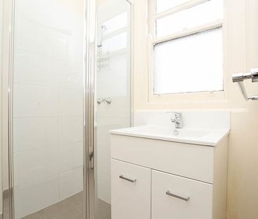 04/180 Lennox Street, Richmond VIC 3121 - Photo 5