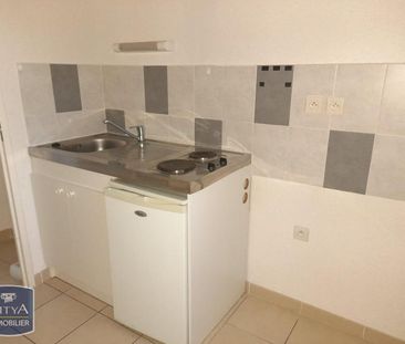 Location Appartement 2 pièces 48m² PONT ST ESPRIT 30130 - Photo 2