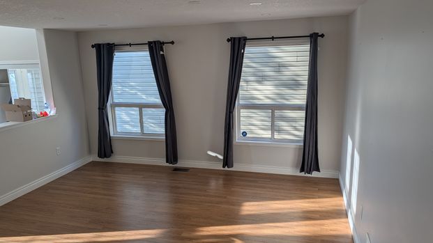 For Lease - 11 OSBORN Avenue, Brantford, Ontario - Photo 1