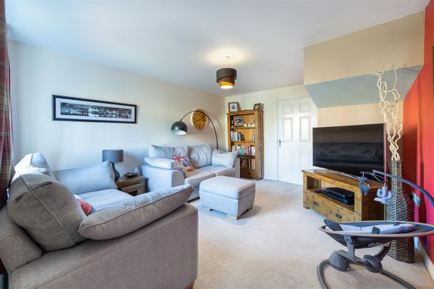 3 bed town house to rent in Elmwood Park Court, Great Park, NE13 - Photo 1