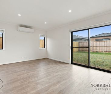 Brand new home in Wollert - Photo 2