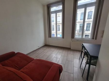 Appartement à Louer à LILLE 700 € - Photo 4