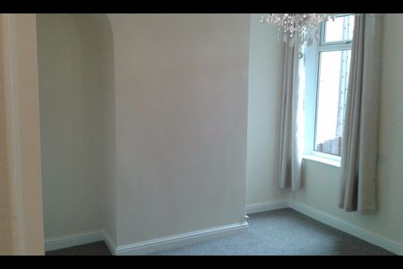 2 Bed End Terrace, Smith St, S35 - Photo 3