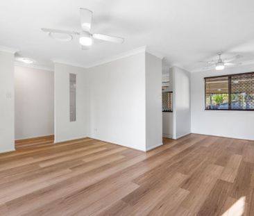 For Lease: Freshly Painted Spacious Family Home in a Peaceful, Leaf... - Photo 3