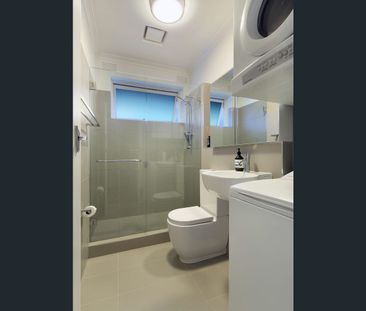 21/19A Ellesmere Road, Windsor, Vic 3181 - Photo 3