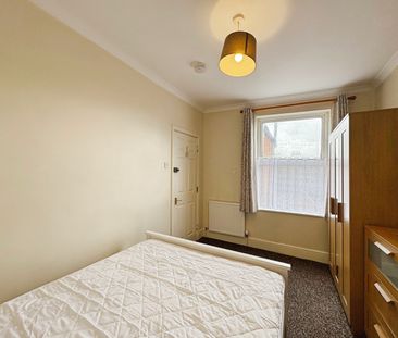5 bedroom room to rent Room 3, Shelley Street, Kingsley, NN2 7HZ - Photo 4