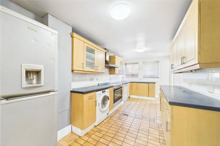 5 bedroom terraced house to rent - Photo 4