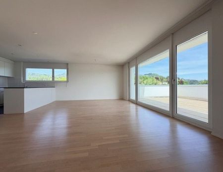 Great apartment with high standard of finish - Photo 2