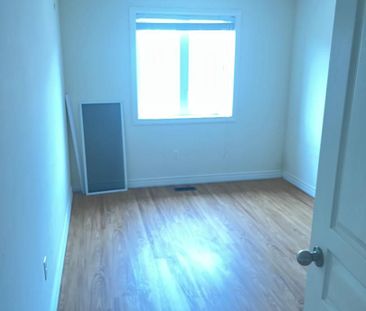 For Lease - 16 saint dennis Road, Brampton, Ontario - Photo 1