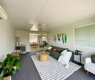 Three-Bedroom Home with Stunning Maunga Views - Photo 1