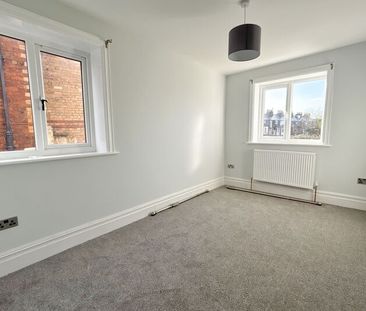 Flat 2, Beck House, 3 West Parade Road, Scarborough - Photo 1