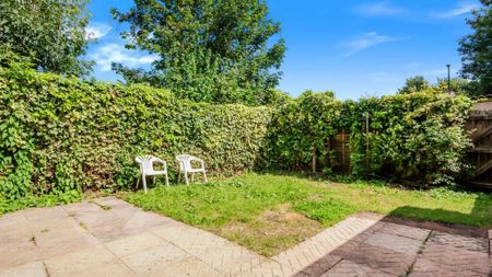 5 bedroom terraced house to rent - Photo 2